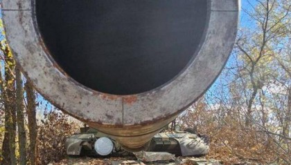 乌克兰局势升级,俄军强渡扬丘尔河,杀入乌腹地,拿下“千人小镇”!