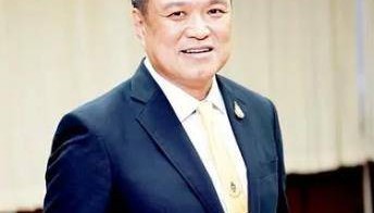 阿努廷当选泰国新总理！祖籍广东，曾说“我是100%的中国人后代”，任副总理时亲自到机场迎接中国游客