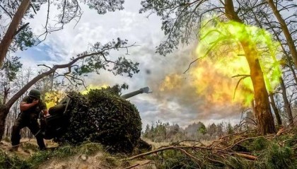 5000枚导弹到位,俄乌要打大仗?紧急预警发出,北约要中方去平事