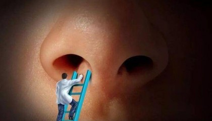 爱挖鼻孔的人，后来怎么样了？劝你别冲动，多挖1次伤害越大