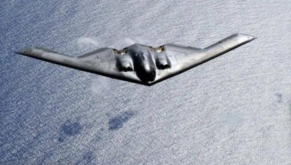 歼36更多细节传来,内置弹仓超过美国B21,刷新隐身战机的新标准