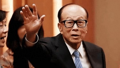 李嘉诚港口交易引发中美争锋,特朗普指示夺巴拿马运河,关键时刻中方发声!