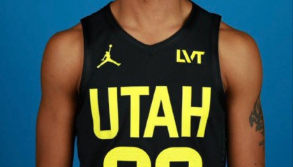 虽迟但到!勇士签下发展联盟侧翼 今夏首笔引援操作