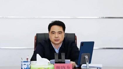 卸任市委书记3天后,55岁的他任省政府党组成员!