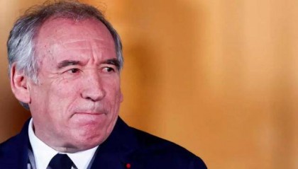 三战就在今年夏天？法国开始全境分发生存手册，2个字触目惊心