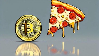 10000枚比特币，只购买了2块披萨，这个大冤种后悔了