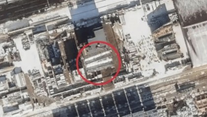 004核航母大连开建,美国肯尼迪号进度迟缓,正为电磁弹射器头疼