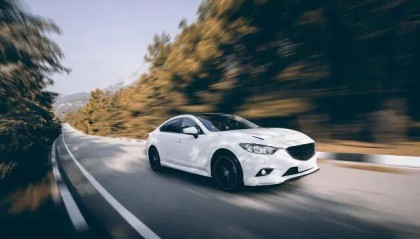 18家上市车企“期中考”!东风每卖一辆车赚67元、比亚迪净利润155亿;众泰产线被法院强制拆除,今年无法复工复产……