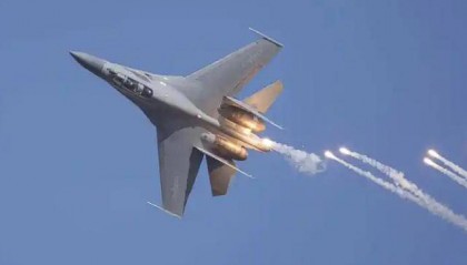 24小时内,解放军分4路“围岛”,台军爆发退伍潮,台学者讲实话