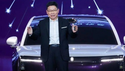 华为尊界爆出猛料,余承东:全面对标迈巴赫,而且更优秀