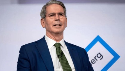 特朗普最想要的,中国终于同意了!美国国内风向大变,美财长急忙启程!