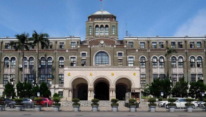 力挺统一被整，81岁高安国被台当局下狱7年半，大陆该怎么反击？