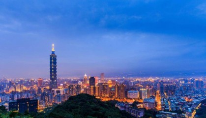 令人意外!朱立伦表态轰动两岸,民进党大难临头,统一时机已到?