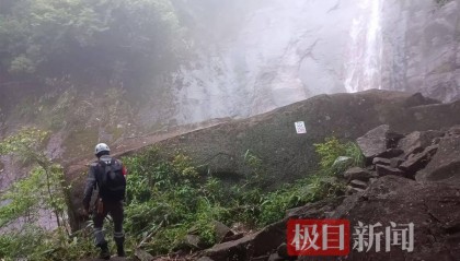 8岁男童失踪搜救现场夜间温度不到10℃,有救援人员半天走4万步