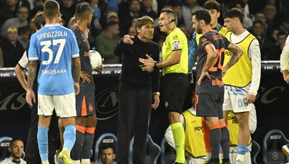 恩怨不休!孔蒂与劳塔罗场上对骂 昔日在国米打拳击和解