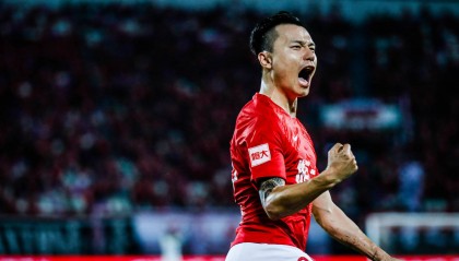 郜林恒大时期年薪千万,“暴雷”前转投深圳!享顶薪&自带升超