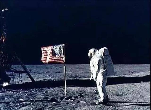 苏联当初为什么要挖一个深12262的孔？最后262米为什么挖了十年.