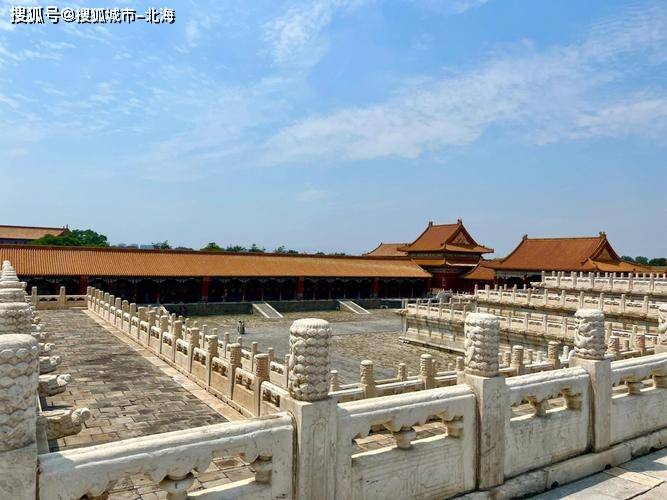 十个人去北京旅游要多久？去北京组团多少钱一个人