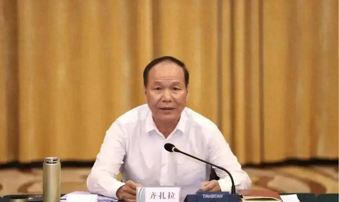 这个正部级“老虎”，长期搞迷信活动