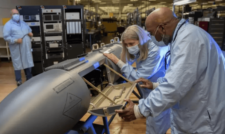 台军接收“隐形的战机”,退又退不掉!