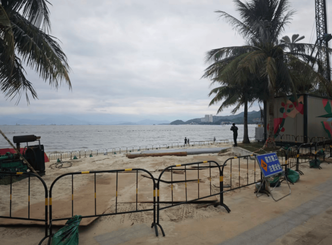 单价1.6万元买的海景房,如今二手房仅6000多元!开发商改造道路遭业主强烈反对:散步时景观视野将受明显影响